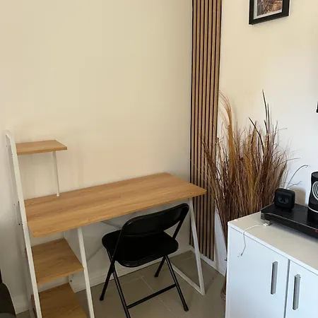 Apartment Centre *